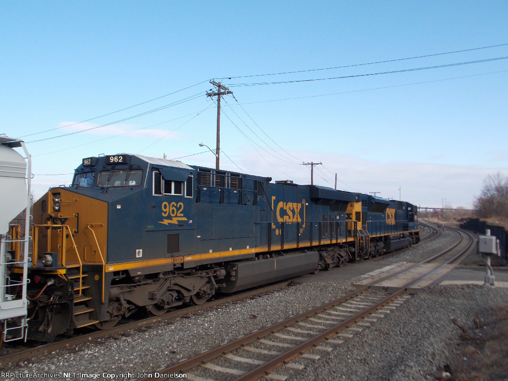 CSX 962